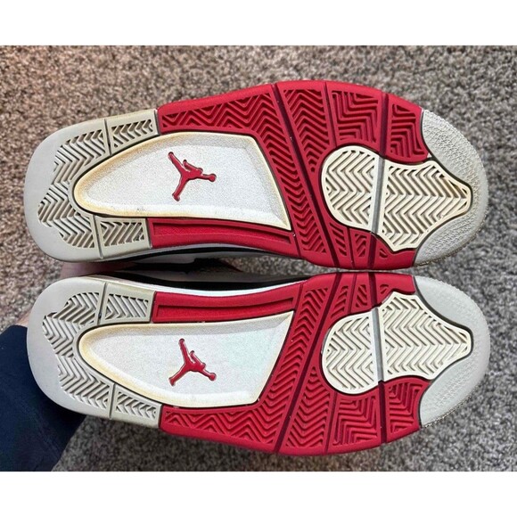 Nike Air Jordan 4 Retro Fire Red Size 6 Youth (Size 7.5 Women's) - Picture 5 of 9
